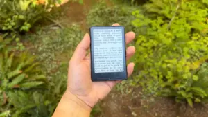 The Ultralight Dilemma: Is the Palm-Sized Xteink X3 E-Reader a Backcountry Game Changer or a Gimmick?